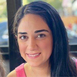 Meet your Posher, Parmis